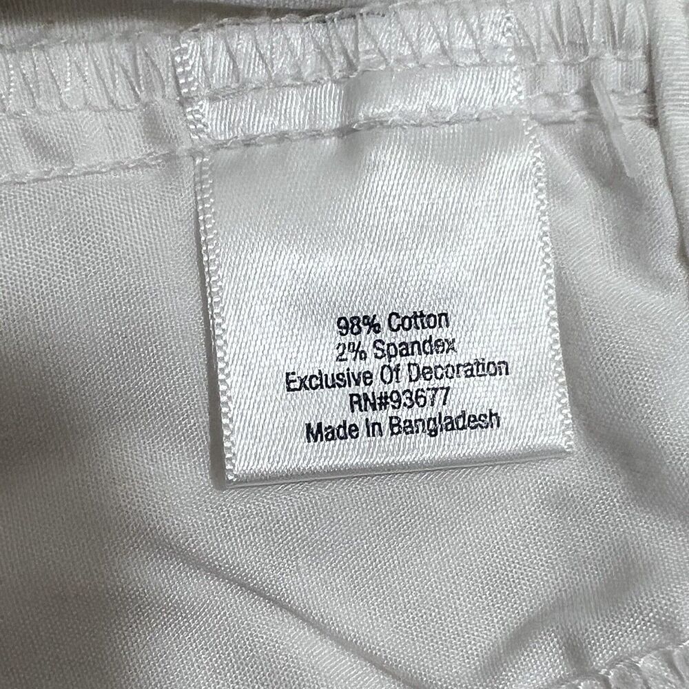 St. John's Bay Women's 14 White Yellow Lemon Pattern 5" Inseam Flat Front Shorts - Picture 5 of 12